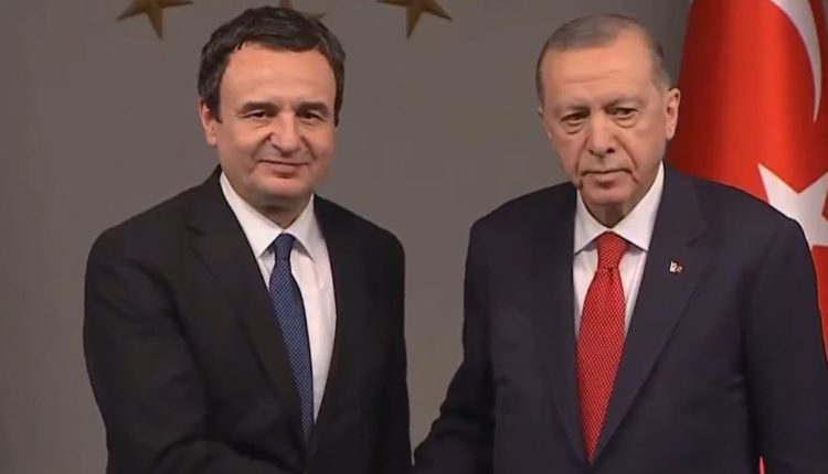 Kurti uron Erdoganin: Mezi pres ta thellojmë bashkëpunimi Kosovë – Turqi