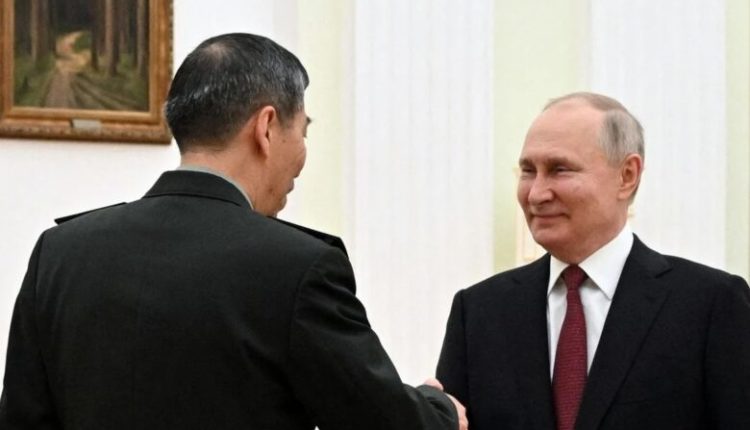 Japonia paralajmëron vendet e G7: Rusia dhe Kina po rrisin bashkëpunimin ushtarak