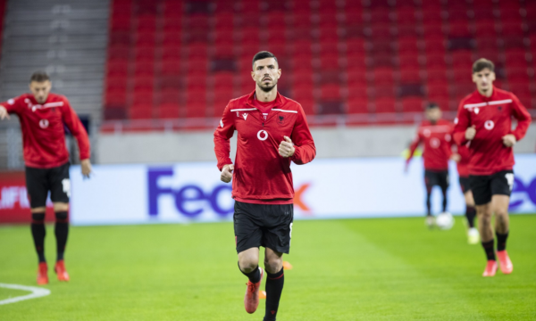 Klaus Gjasula do t’i mungojë Shqipërisë në dy ndeshjet e këtij muaji