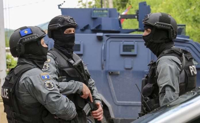 Qeveria e Kosovës ka pranuar ta zvogëlojë praninë e policisë në komunat veriore