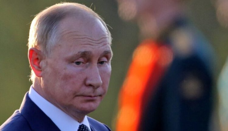 Presidenti i Afrikës së Jugut ia thotë në sy Putinit: Lufta duhet të përfundojë