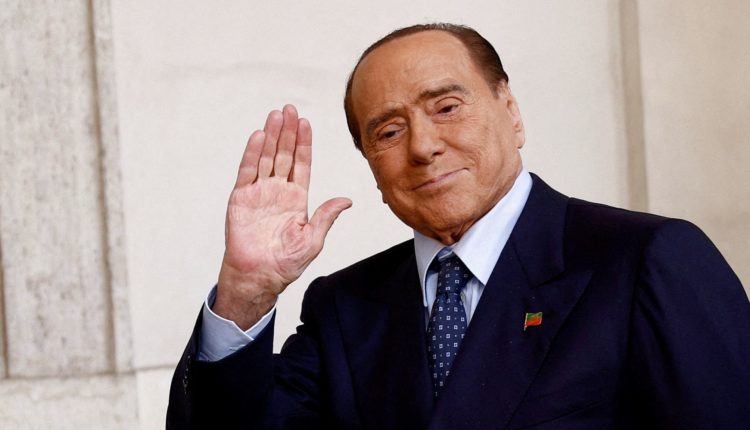 Ndërron jetë ish-kryeministri i Italisë Silvio Berluskoni