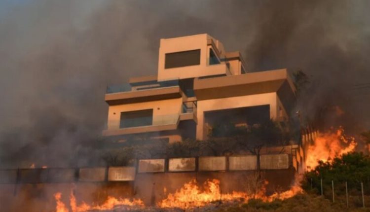 Sërish viktima nga zjarret në Greqi, gjenden dy trupa të karbonizuar në Volos
