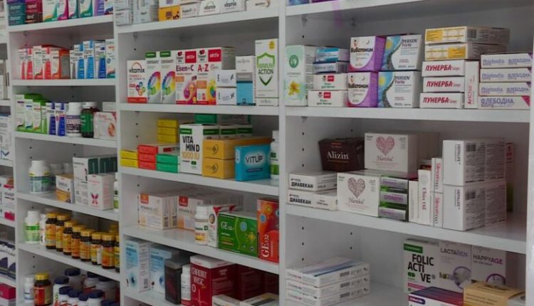 Qytetarët ankohen për çmimet e ilaçeve: Shpenzojmë mijëra denarë nga xhepi