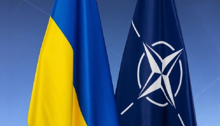 Zyrtari i lartë i NATO-s: Ukraina mund të heqë dorë nga territori i pushtuar nga Rusia në këmbim të anëtarësimit