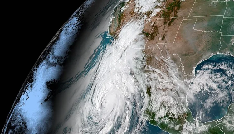 Uragani ‘Hilary’/ Autoritetet paralajmërojnë përmbytje katastrofike! San Diego shpall gjendjen e jashtëzakonshme