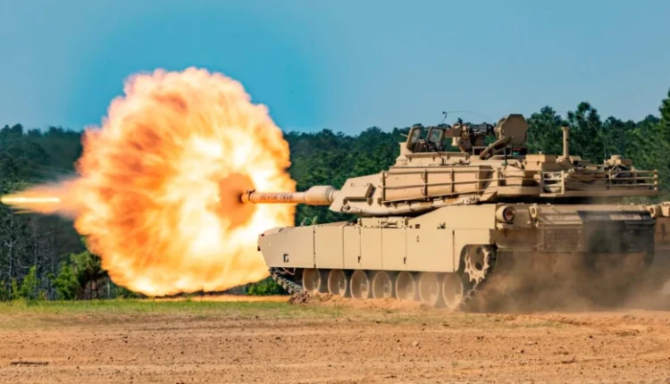 Sekretari amerikan i Mbrojtjes: Tanket amerikane Abrams, së shpejti në Ukrainë