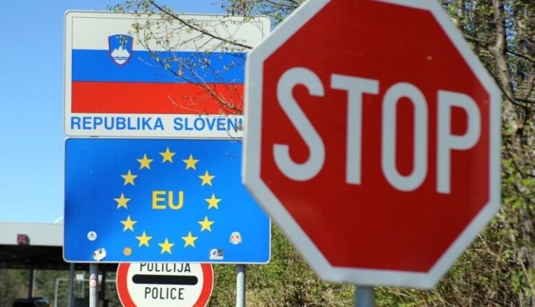 Sllovenia vendos postblloqe policore pranë kufirit me Kroacinë