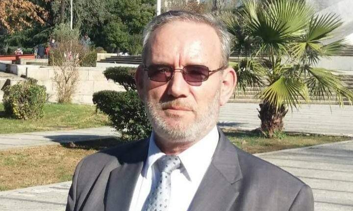 “Reformat kuislinge” të Shaqir Fetahut, po e dëmtojnë rëndë imazhin e SHMI “Medreseja Isa Beu” Shkup