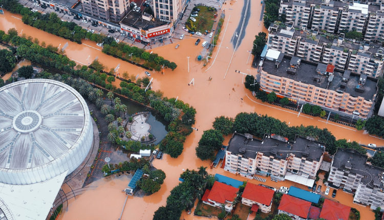 Tajfuni “Haikui” detyron afro 300.000 banorë të evakuohen në provincën bregdetare kineze