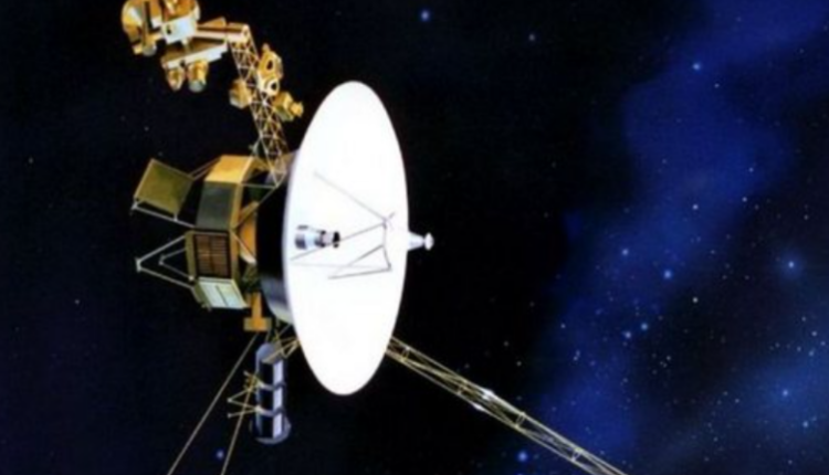 NASA lëshon sondë në hapësirë drejt “një bote metalike”