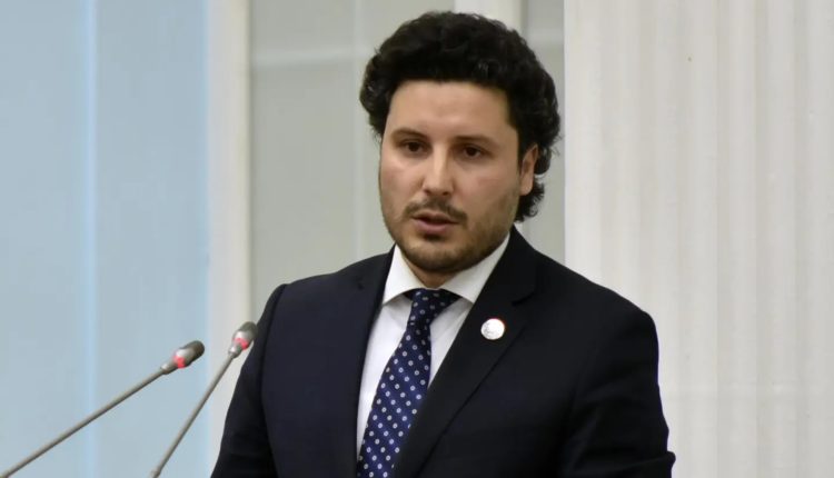 Abazoviqi i kërkon BE-së ta ringjallë procesin e zgjerimit për Ballkanin Perëndimor