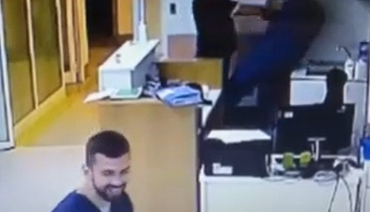 Rrahje mes mjekëve në Klinikën e Kardiokirugjisë (VIDEO)