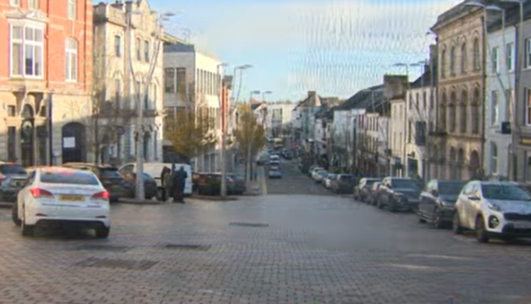 Zhurma misterioze që po i lë pa gjumë, banorët e qytetit irlandez! (VIDEO)