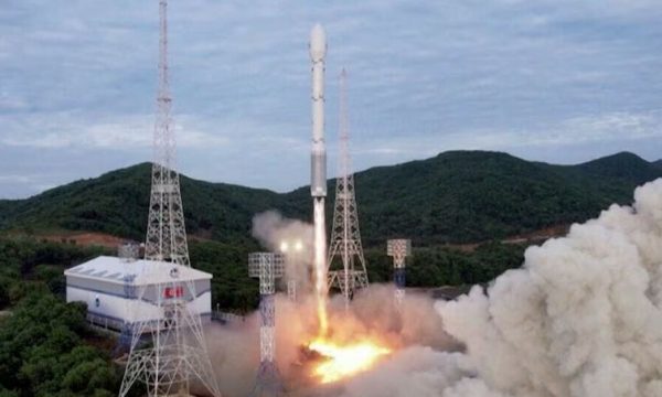 Koreja e Veriut planifikon të lëshojë raketa satelitore mes 22 nëntorit dhe 1 dhjetorit