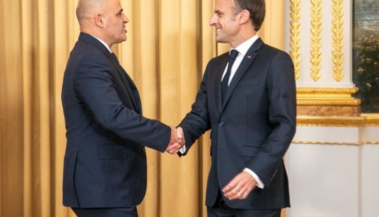 Kryeministri Kovaçevski takohet me Presidentin Macron në Paris