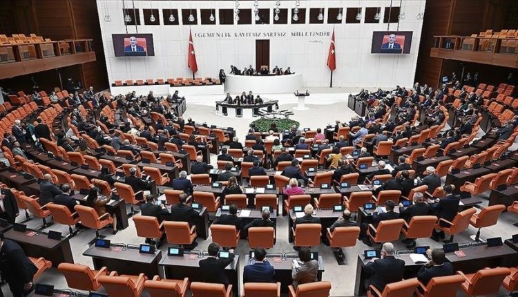 Parlamenti turk zgjat edhe për 1 vit mandatin e trupave të dislokuara në Azerbajxhan