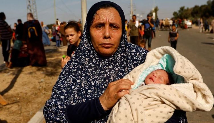 “Nuk ka ushqim për nënat, si t’u japin qumësht?”, fati i keq i foshnjeve në Gaza