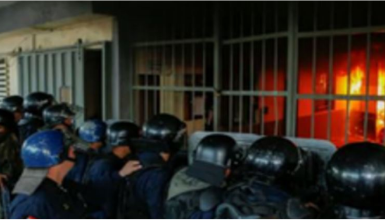 Zjarr në një burg në Uruguai, raportohet për viktima dhe të plagosur