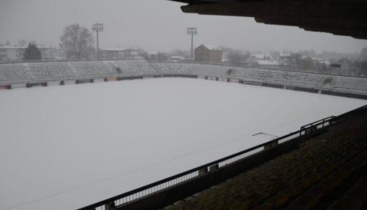 Stadiumi Tetovës mbulohet nga bora – anulohet ndeshja!