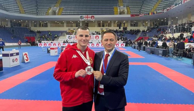 Karate: Vitomir Trajkovski me medaljen e argjendit kthehet nga Tbilisi