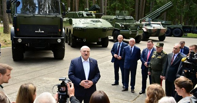 “120 mijë ushtarë ukrainas në kufi me Bjellorusinë”, Lukashenko: Kundërpërgjigjemi me armë bërthamore! “120 mijë ushtarë ukrainas në kufi me Bjellorusinë”, Lukashenko: Kundërpërgjigjemi me armë bërthamore!