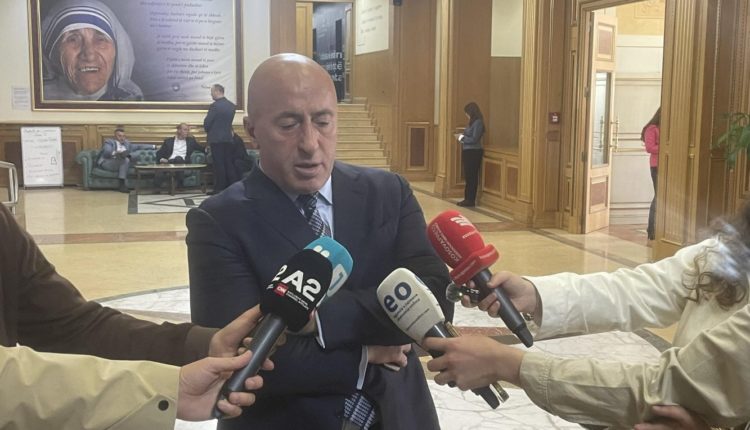 Haradinaj për vizitën e Kurtit në veri: Ka shkuar për ta mashtruar kryetarin Hetemi
