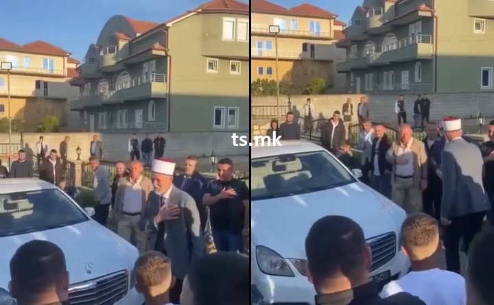 Banorët e Haraçinës i bëjnë dhuratë një veturë Mercedes në ditën e Bajramit hoxhës së fshatit (VIDEO) Banorët e Haraçinës i bëjnë dhuratë një veturë Mercedes në ditën e Bajramit hoxhës së fshatit (VIDEO)