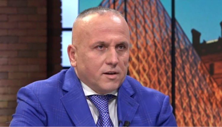 Kulla: Ali Ahmeti është personaliteti më i madh që e ka prodhuar historia e shqiptarëve në Maqedoninë e Veriut
