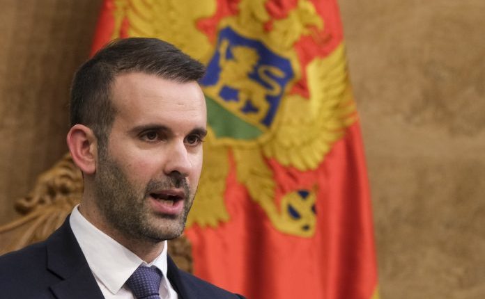 Kryeministri i Malit të Zi: E duam Serbinë, por s’heqim dorë nga njohja e Kosovës;,bjkl;’