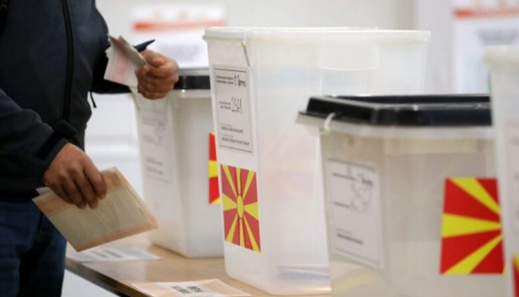 Sot raundi i parë i zgjedhjeve presidenciale në Maqedoninë e Veriut, votohet në 3.480 vendvotime