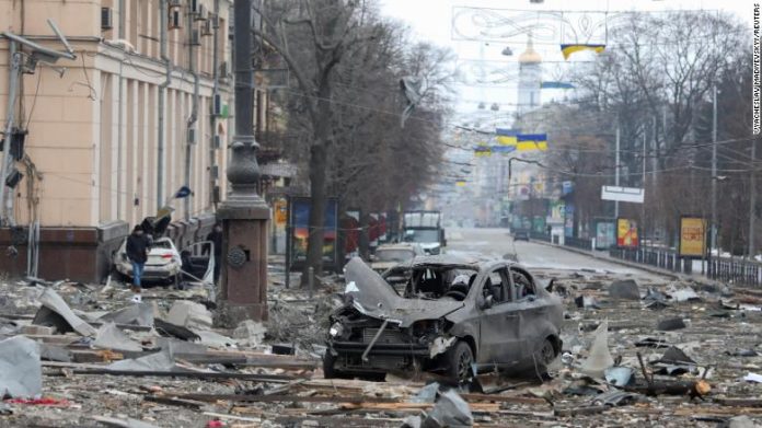 Rusia i vazhdon sulmet në rajonin e Harkivit  ku Putini synon të krijojë  zonë neutrale 