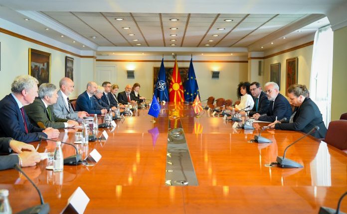 Anëtarët e PE-së: Zgjedhjet do ta përcaktojnë drejtimin e lëvizjes së Maqedonisë së Veriut