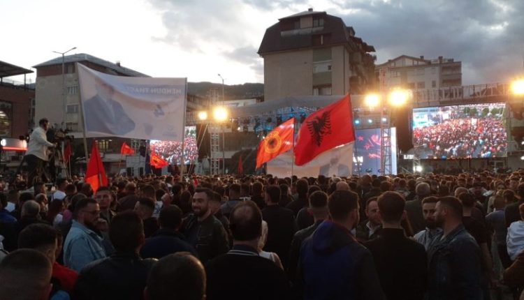 Mijëra qytetar në sheshin e Tetovës, nuk i nxen mbështetësit e Frontit Euripian