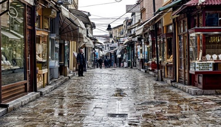 Mashtrim prej 25.000 euro në një këmbimore në Çarshinë e Vjetër të Shkupit