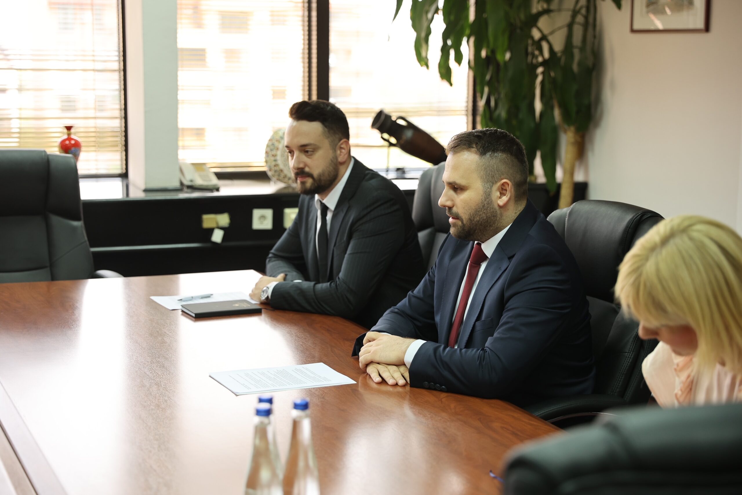 Takim i Durmishit me Përfaqësuesin e Përhershëm të UNDP-së Grigorjan: Jemi të përkushtuar të thellojmë bashkëpunimin për rritjen ekonomike dhe krijimin e vendeve të reja të punës