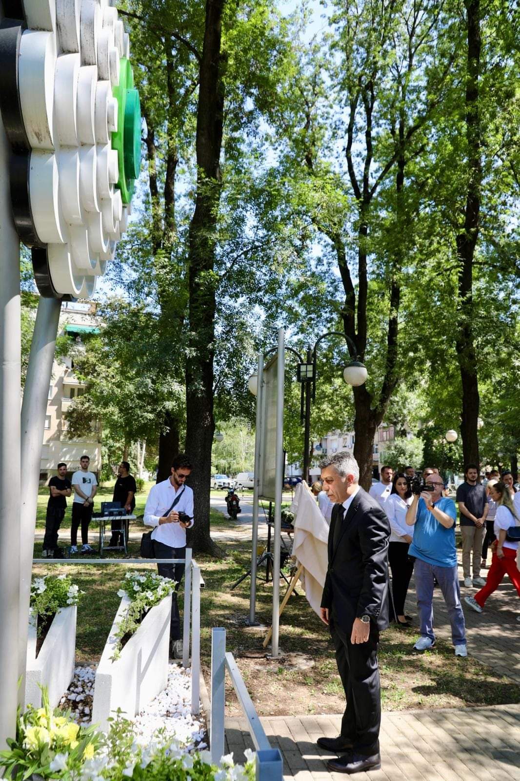 Izet Mexhiti: Lavdi Srebrenicës!