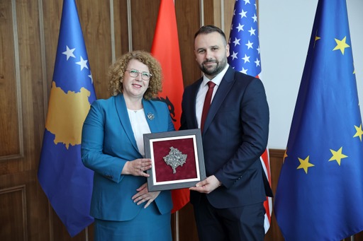 Takim i ministrit Durmishi me ministren e Kosovës Hajdari: Përmes krijimit të politikave të përbashkëta ekonomike dhe bashkëpunimit të ndërsjellë, do të përmirësohet konkurrentësia në rajon