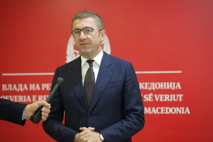 Mickoski: Nga viti i ardhshëm planifikojmë të blejmë vetura elektrike dhe hibride
