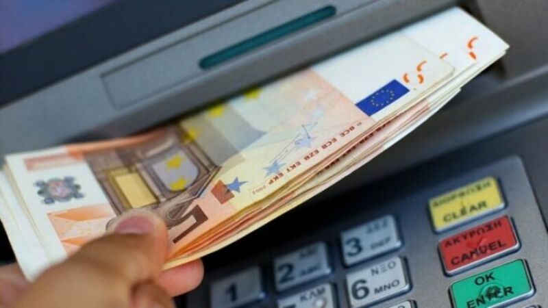 U prezantua si funksionar i lartë, si tentoi 26-vjeçari t’i marrë biznesmenit 20 mijë euro
