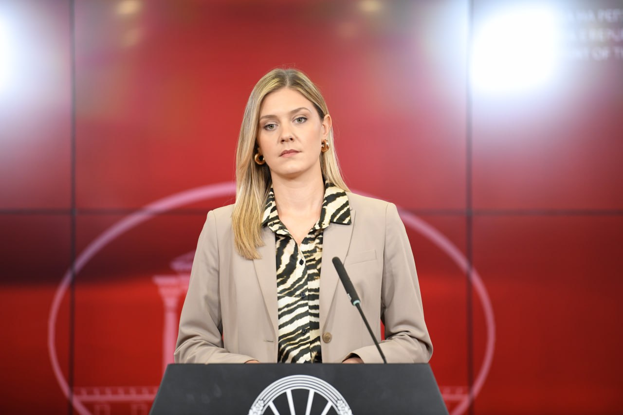 Miteva: Rritja e paralajmëruar e pagave në arsim realizohet, paga e tetorit është rritur për 5%, rritja e pagave vazhdon deri në minimum prej 46%