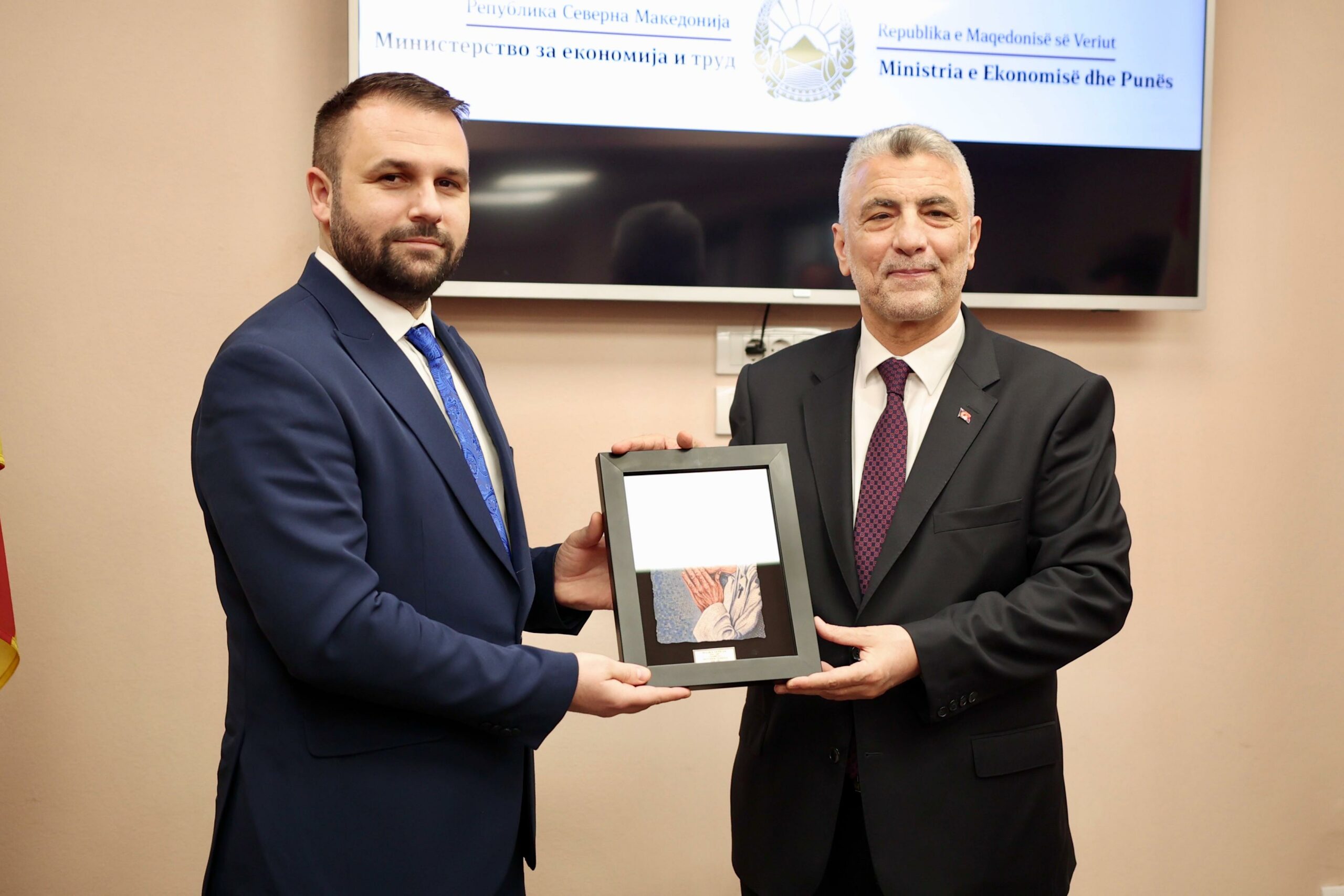Takimi Durmishi- Bolat: Thellimi i bashkëpunimit të lidhjeve ekonomike ndërmjet Maqedonise së Veriut dhe Turqisë, është prioriteti jonë
