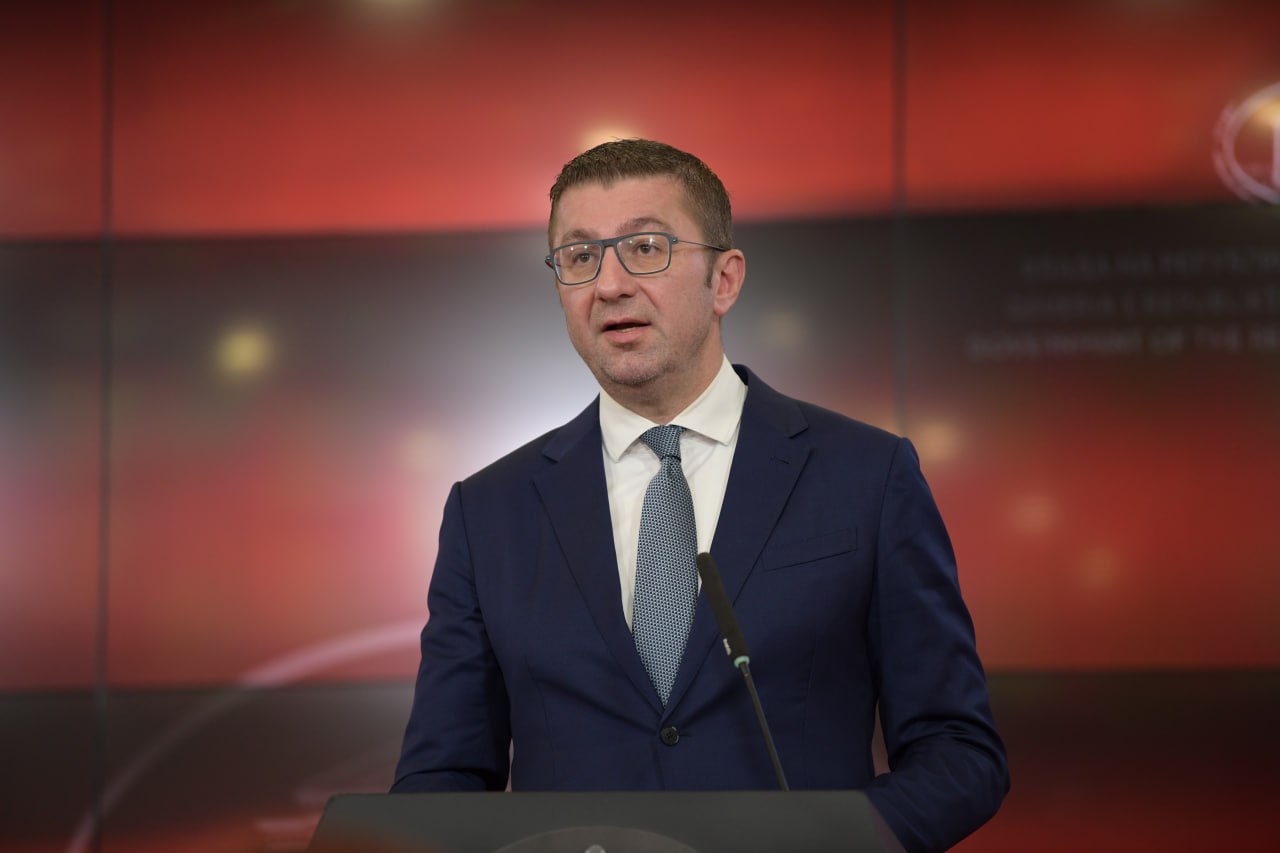 Mickoski: Qeveria miratoi vendim – Vihen në dispozicion për ekonominë 250 milionë euro për investime dhe zhvillim të kompanive vendase